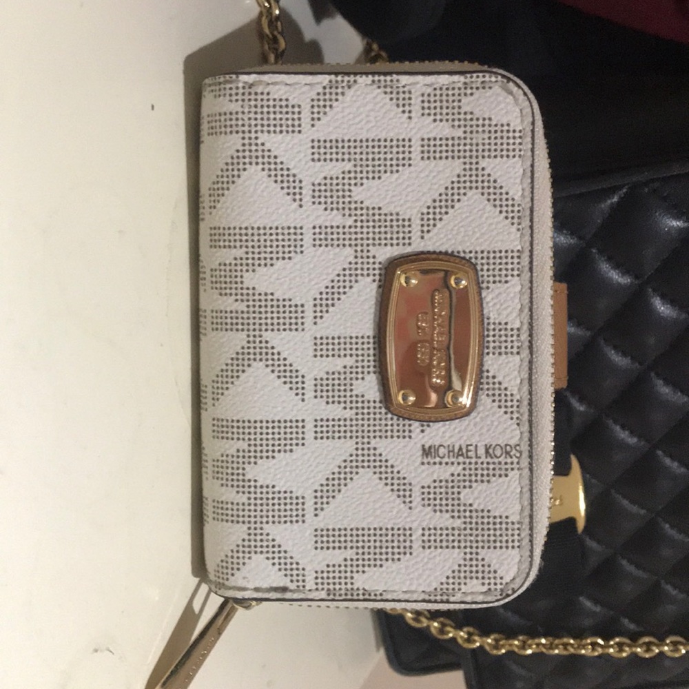 MICHAEL KORS COIN CASE W/ KEYS